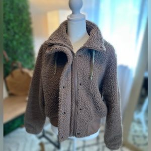 BROWN ZIP UP JACKET